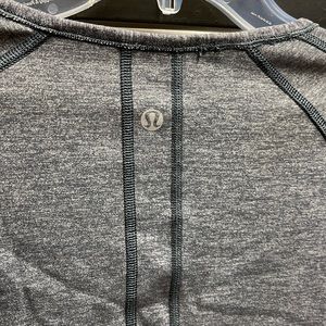 Lululemon reversible Runder Under long sleeve top